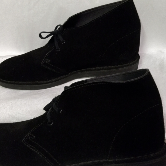 ?Clarks Boots Chukka Ankle Black Suede Leather Lace Up Size 8M  New main image 5